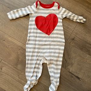 Baby gap onsie w feet fantastic condition